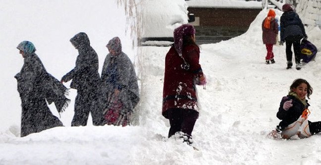 19-01/08/elazigda-okullar-tatil-mi-8-ocak-elazig-icin-kar-tatili