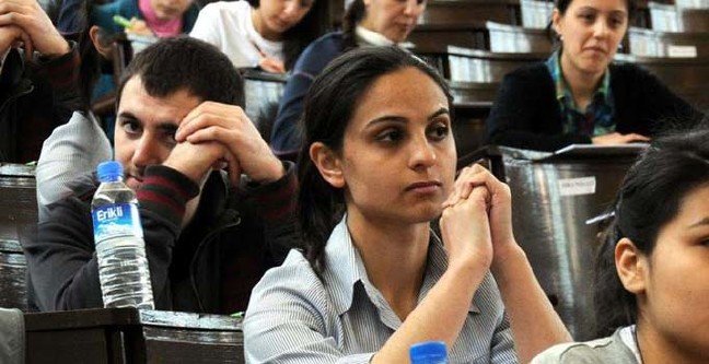 19-01/12/2019-aof-sinav-yorumlari-beklenmedik-sorular-zorladi