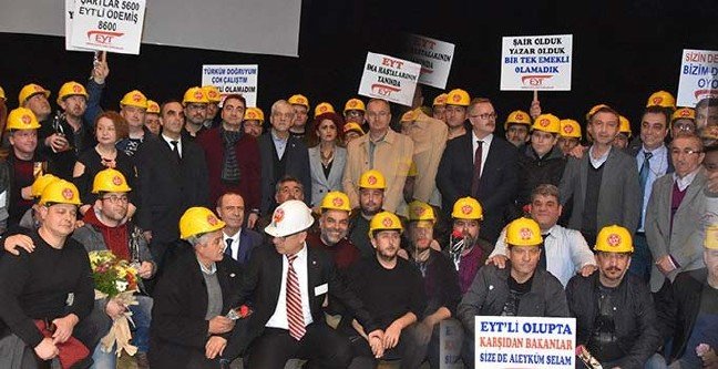 19-01/14/emeklilikte-yasa-takilanlar-izmirde-bulustu