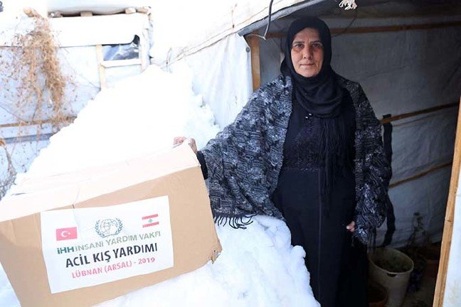 19-01/25/arsaldaki-multeci-kampina-turkiyeden-yardim_6579_dhaphoto4
