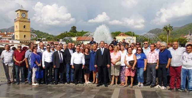 19-01/28/chp-marmaris-belediye-baskan-adayi-mehmet-oktay-kimdir