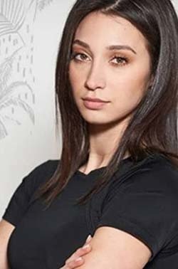 19-02/02/survivor-dimitra-vamvakousi-kimdir