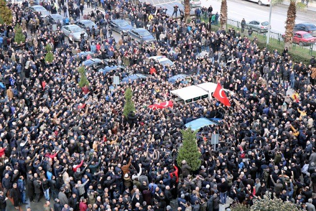 19-02/16/aw624517_02