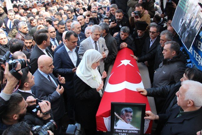 19-02/16/aw624517_04