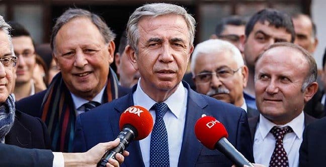 19-03/06/mansur-yavas-2