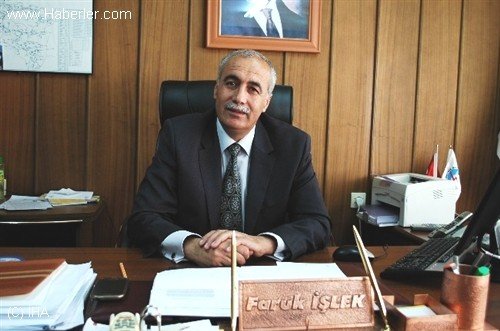 19-03/16/faruk-islek