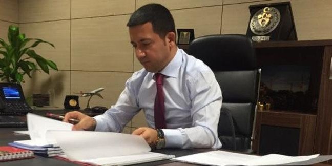 19-03/18/ak-parti-rasim-ari