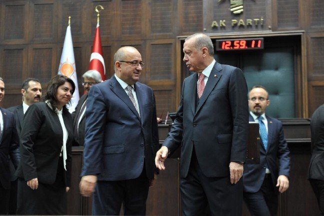 19-03/18/ayhan-gider