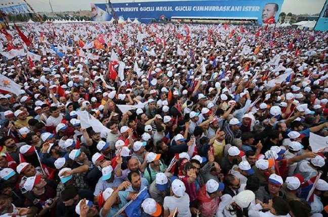 19-03/24/yeni-kapi-mitingi