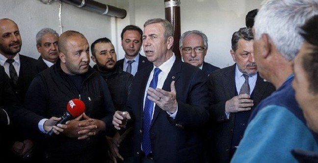 19-03/26/mansur-yavas