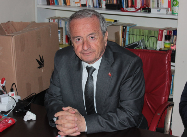 19-03/29/ismet-yasar