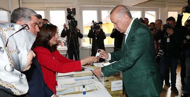 19-03/31/ana-manset-1554030933