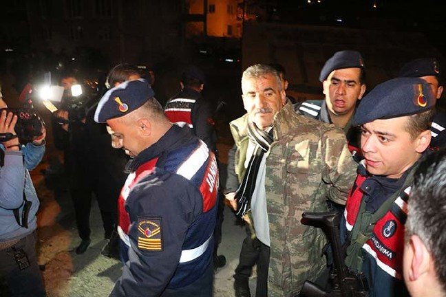 19-04/03/aw665944_02