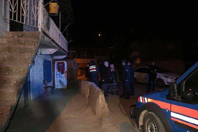 19-04/03/aw665944_06