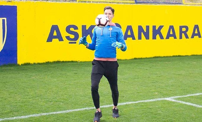 19-04/19/altay-bayindir-3