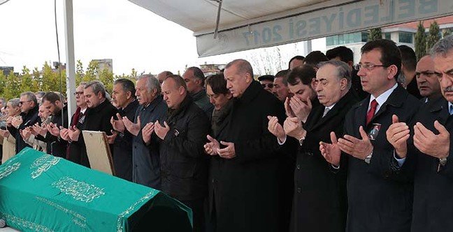 19-04/19/ana-manset-1555674903