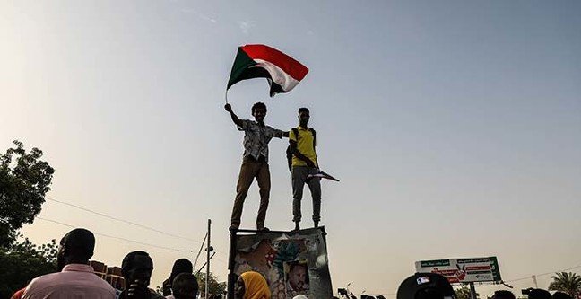 19-04/19/ana-manset-1555688326