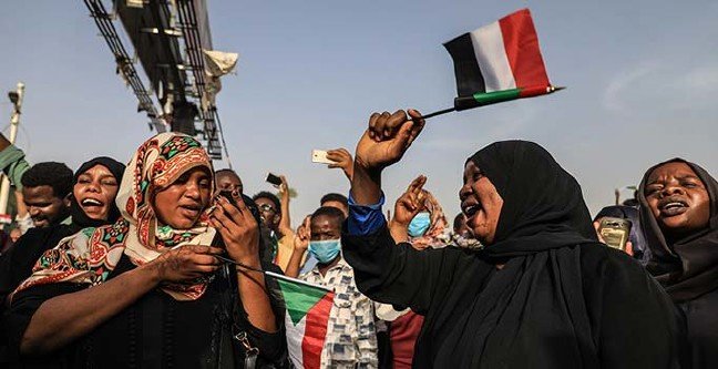 19-04/19/ana-manset-1555688379