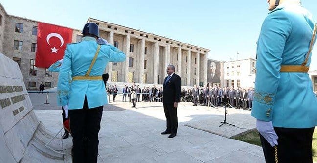 19-04/23/ana-manset-1556002281