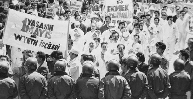 19-04/28/1-mayis-isci-bayrami-1556430284