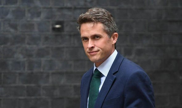 19-05/01/gavin-williamson