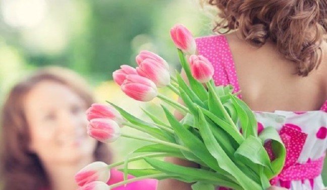 19-05/03/anneler-gununde-anne