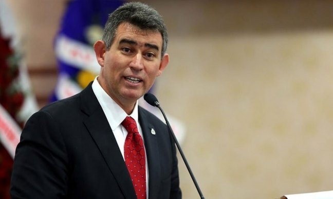 19-05/09/metin-feyzioglu