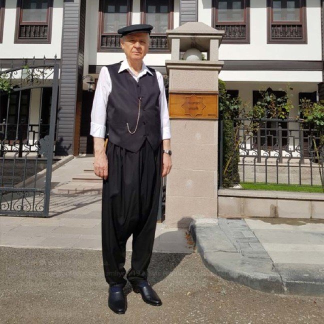 19-05/18/twitter-1080