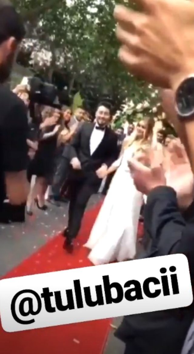 19-05/23/unlu-youtuber-enes-batur-tulu-baci-ile-evlendi-12076712_4072_m