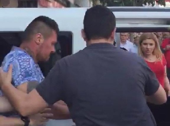 19-05/31/aebb9be7a148babd64ffe4e7987d48bc-1559324604