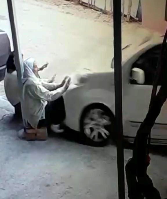 19-06/03/aw720997_01