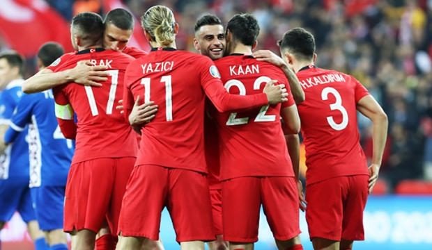 19-06/08/4wnmd_1559976126_1476