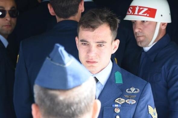 19-06/09/5cfcba8a0f25442aeccb6f33