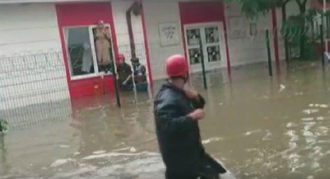 19-06/12/2d0d5cc5999-1560342333