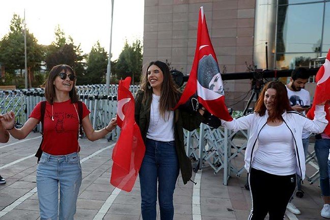 19-06/23/20190623_2_37033050_45542455