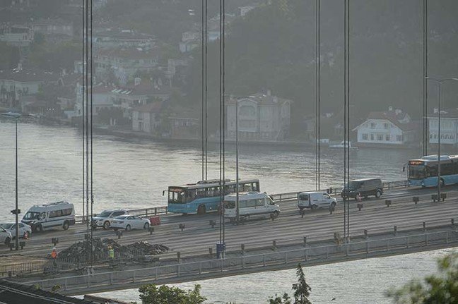 19-06/27/fsmde-4-serit-kapatildi-trafik-olustuek-fotograflar_3766_dhaphoto4