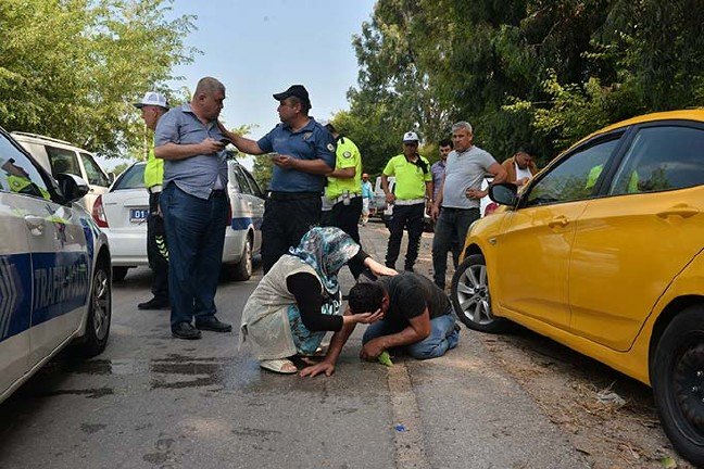 19-07/06/yeni-aldigi-otomobili-hacizli-cikinca-cildirdi_4711_dhaphoto10