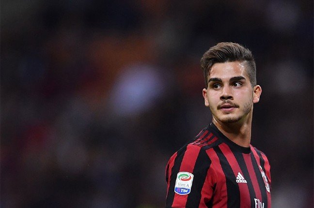 19-07/09/defb3169995440889d06efa35ea35564