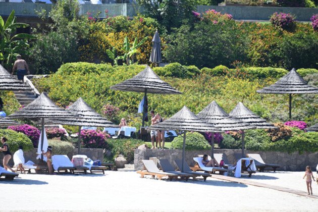 19-07/09/rustu-recber-tuana-recber-1562662468