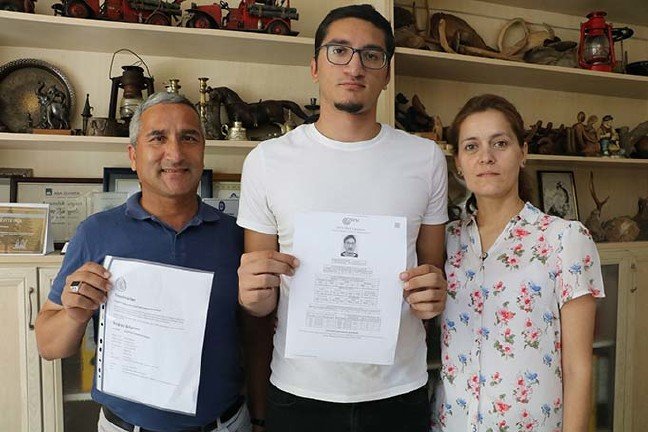 19-07/18/aw757377_06