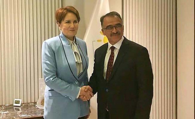 19-08/07/meral-aksener-mustafa-canli
