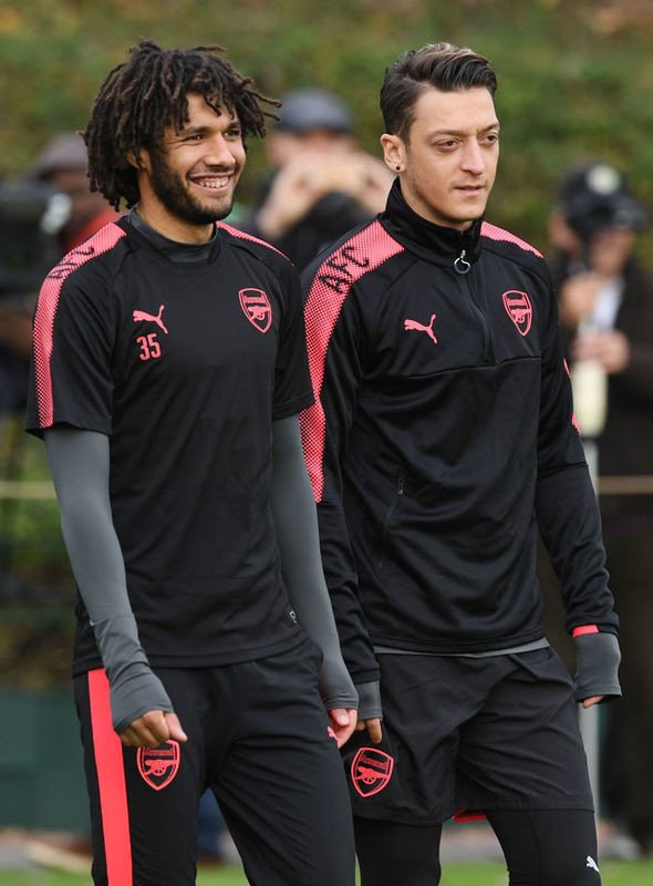 19-08/07/mesut-ozil-1217628
