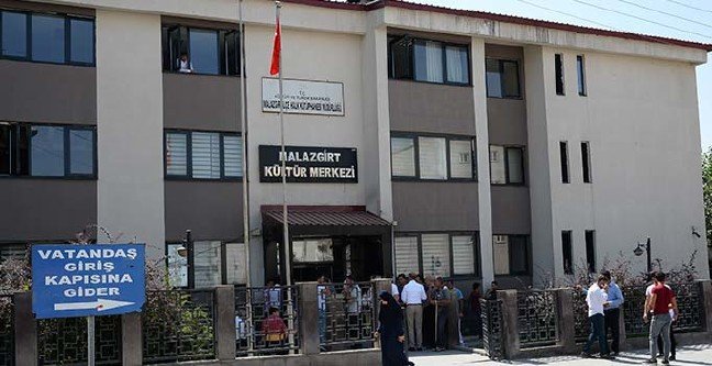 19-08/20/ana-manset-2-1566298916