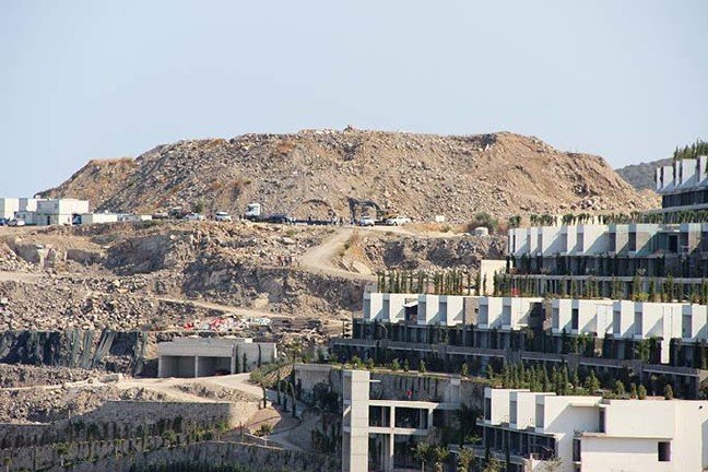 19-08/24/aw784880_01