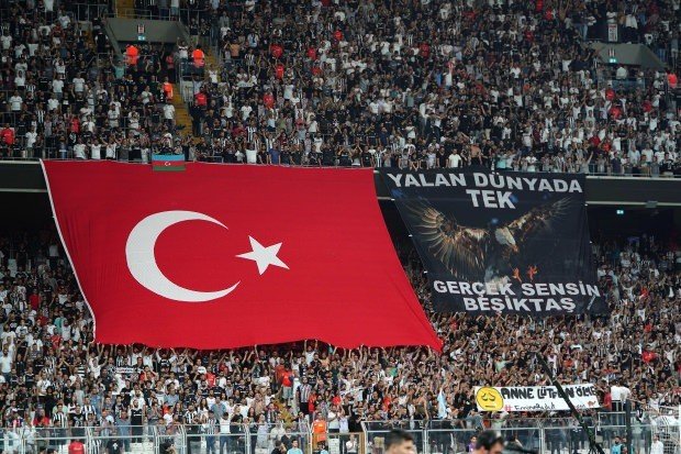 19-08/24/btznx_1566583580_682