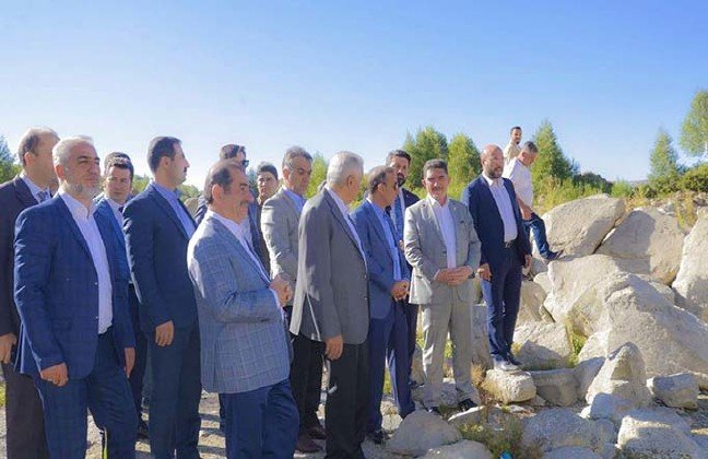 19-08/27/aw787208_08