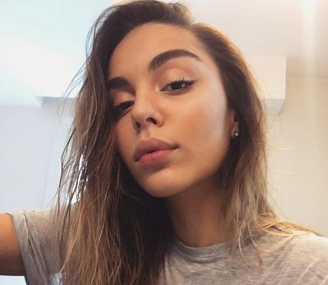 19-08/28/-r3sl278onkgxau1dhoeetw