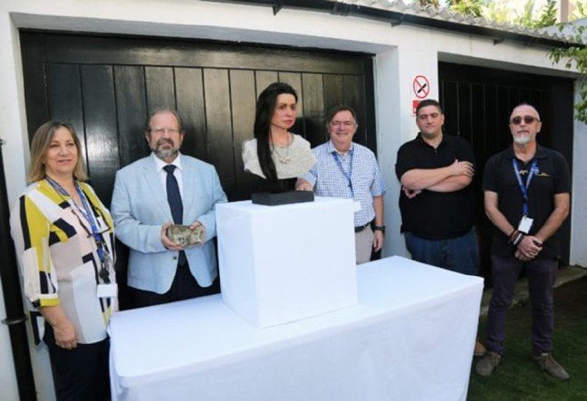 19-09/20/calpeia-6-640x437-660x451-1568977419