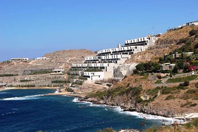 19-09/21/aw808059_02