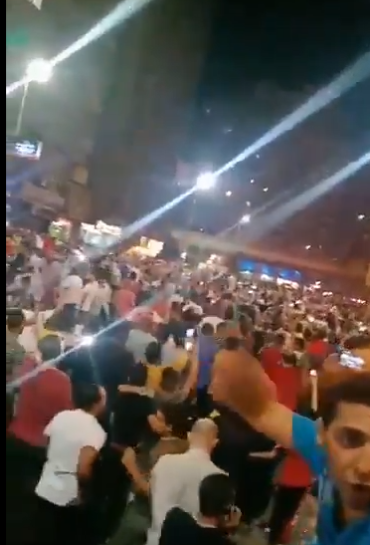 19-09/21/misirda_halk_sokaga_indi_gosteriler_10_sehre_daha_sicradi_1569021764_6529_w370_h545